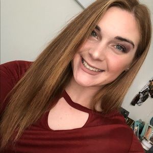 Meet your Posher, Elyse